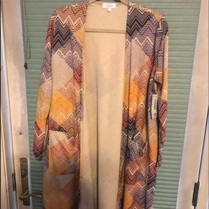 Lularoe M NWT Chevron Jacquard! MAJOR UNICORN!.